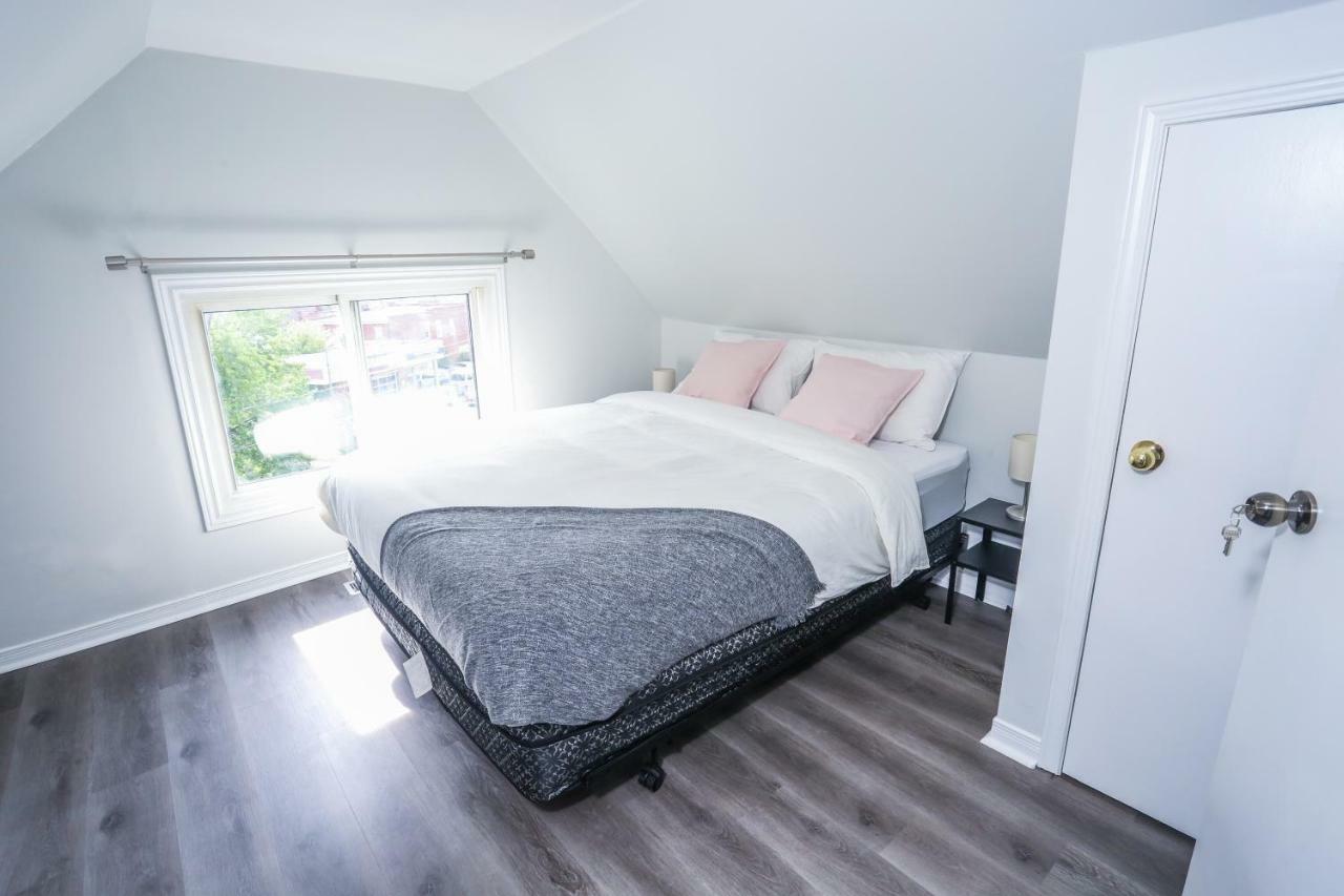Cozy Apartments In Kitchener Exteriör bild